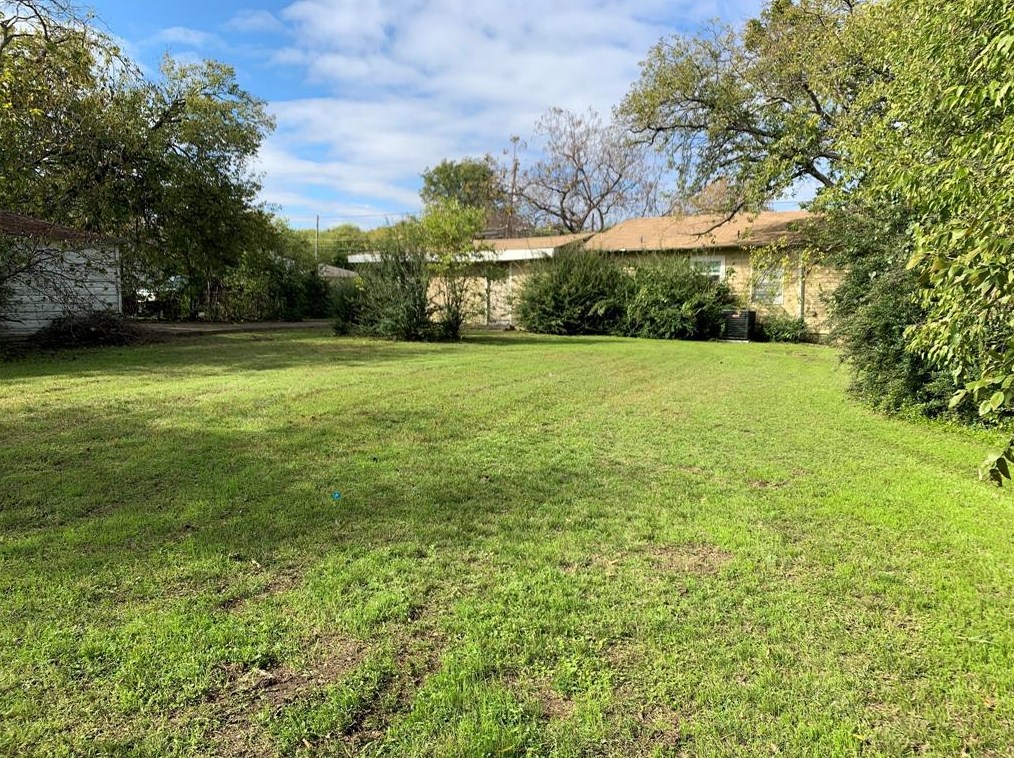 2624 Mojave Dr, Dallas TX  75241-6413 exterior