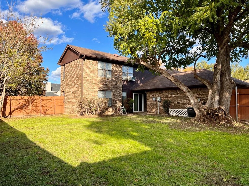 501 Parkway Blvd, Coppell TX  75019-2610 exterior