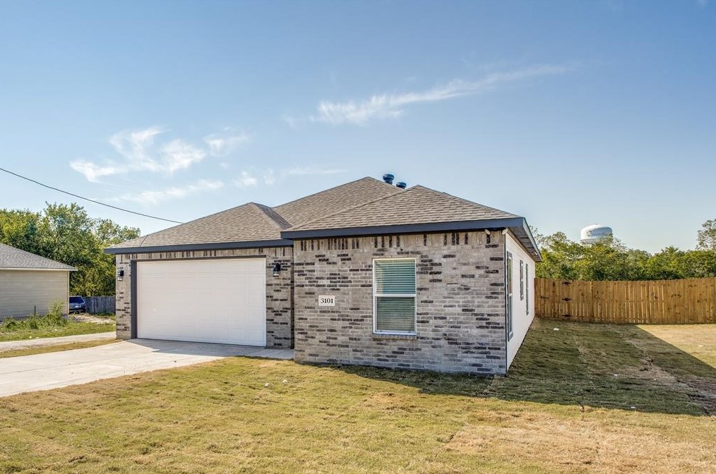 3105 Spencer St, Greenville, TX 75401