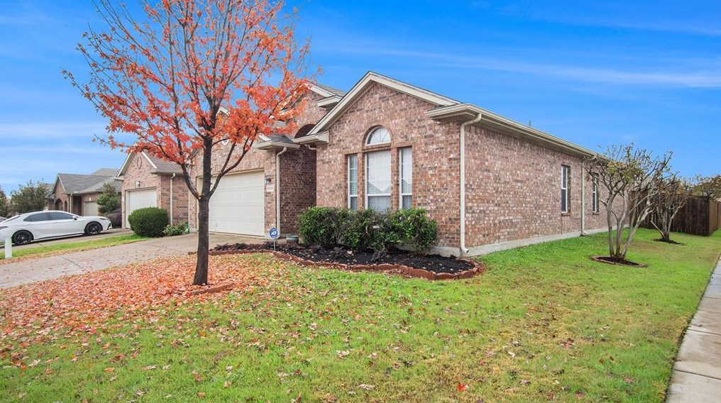 6233 Miranda Dr, Fort Worth, TX 76131