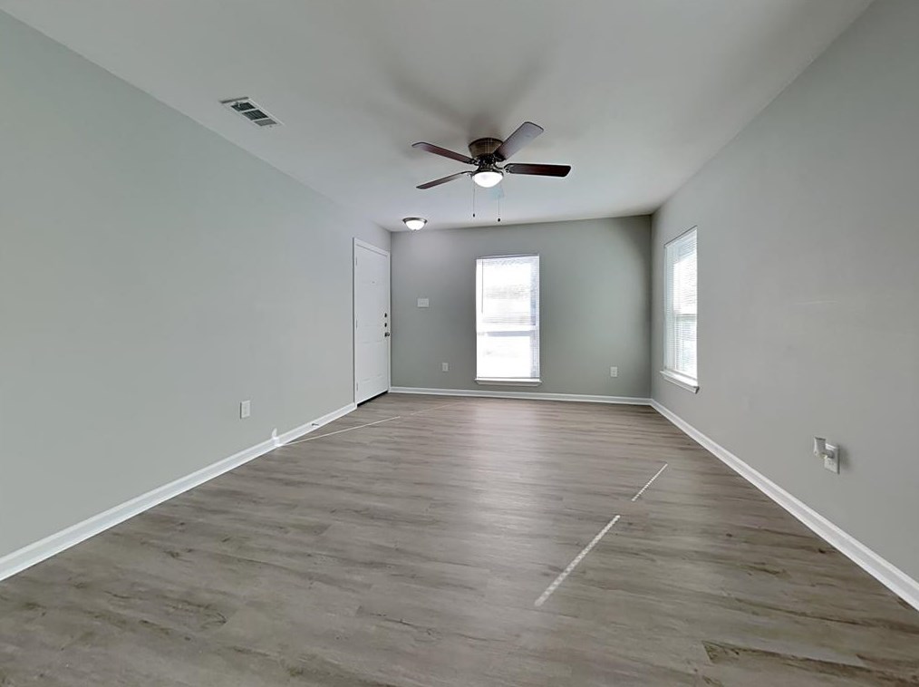 3553 Park Ln, Dallas, TX 75220