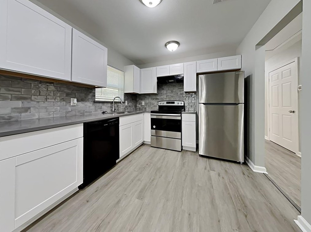 3553 Park Ln, Dallas TX  75220-1757 exterior