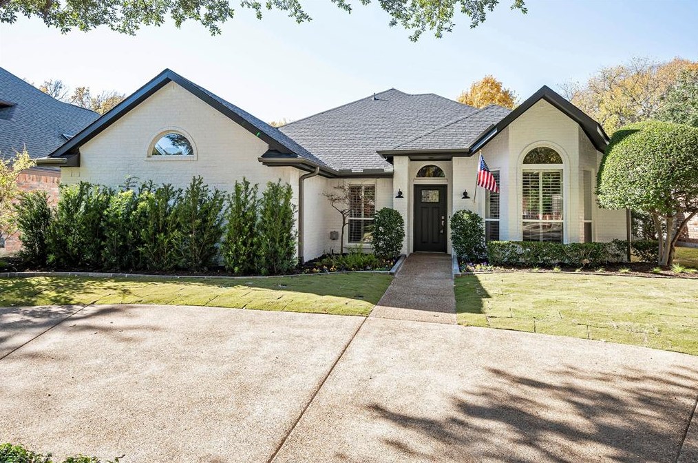 1313 Auburn Pl, Plano TX  75093-5047 exterior
