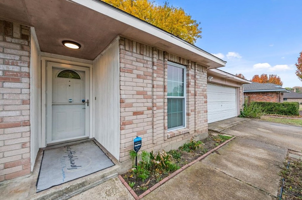 1825 Bette Dr, Mesquite, TX 75149-6203