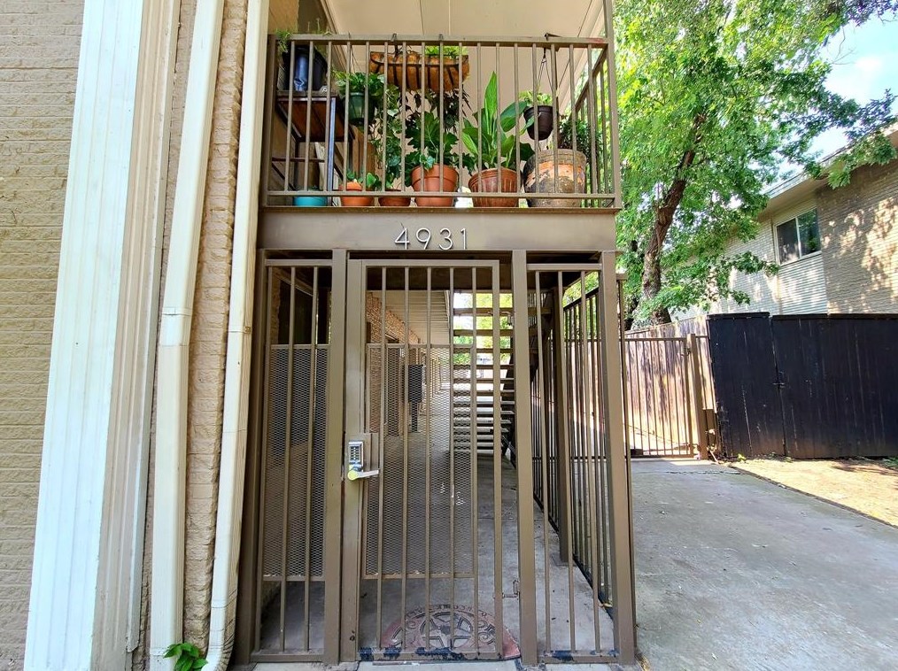4931 Junius St #8, Dallas, TX 75214