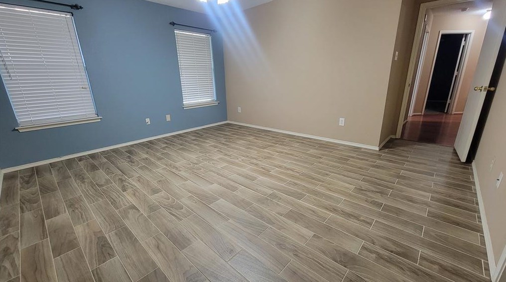 5903 Colebrook Ct, Arlington TX  76017-0516 exterior