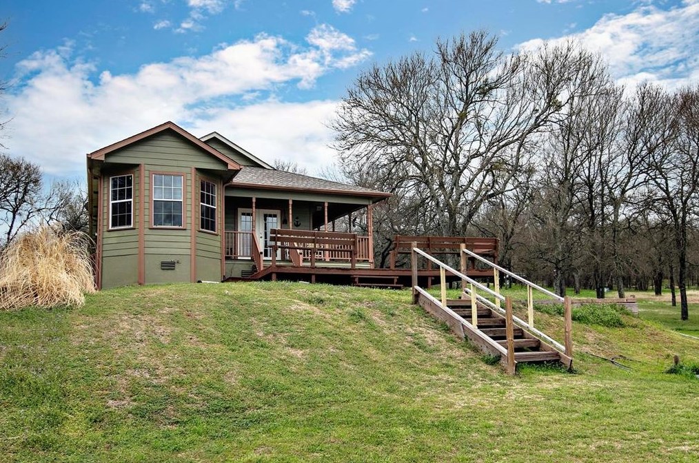 633 Se County Road 3048c, Corsicana, TX 75109