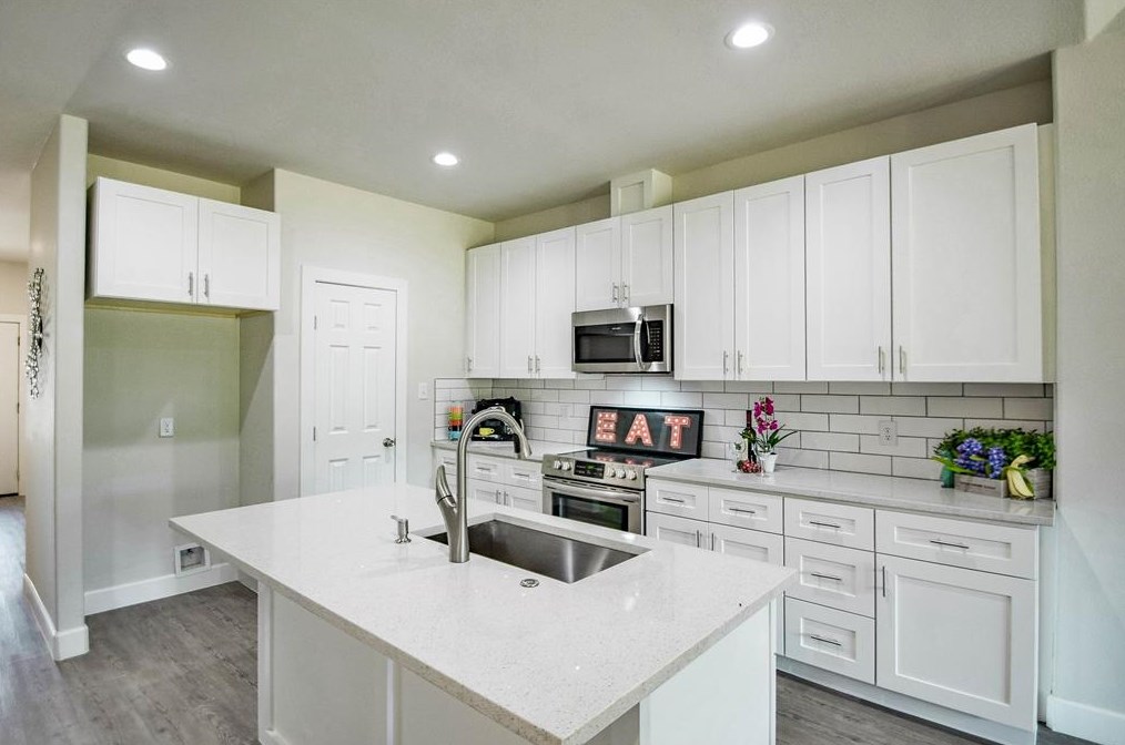 2815 Steepleridge Cir, Granbury, TX 76048