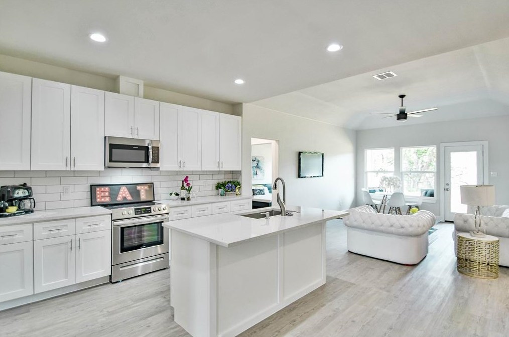 2817 Steepleridge Cir, Granbury, TX 76048