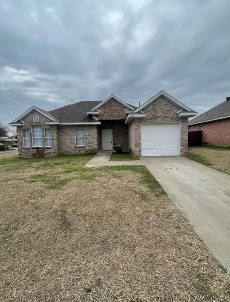 3038 Flask Dr, Dallas, TX 75241