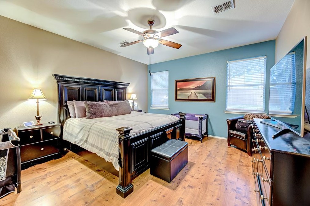 2304 Sheldon Dr, Mckinney TX 75070-2442 exterior