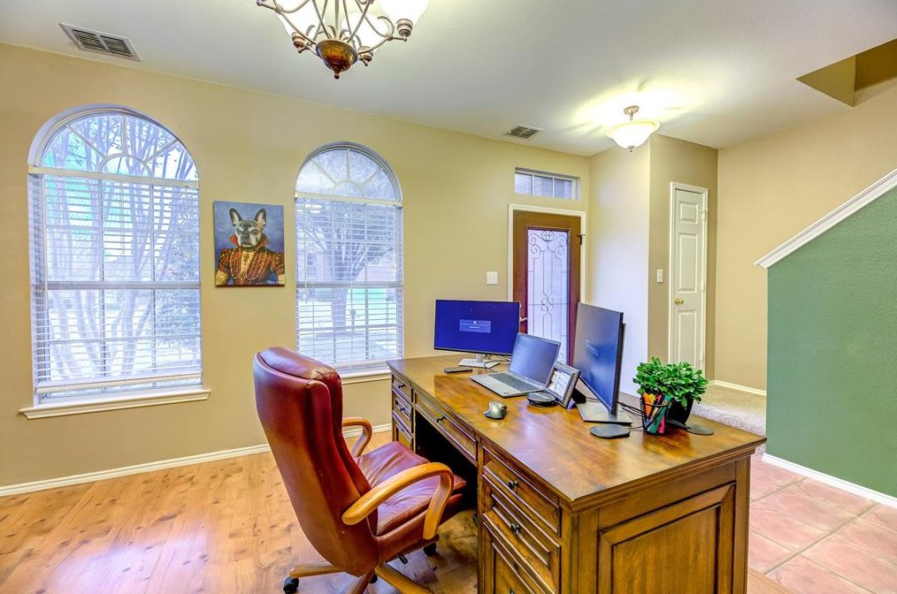 2304 Sheldon Dr, Mckinney TX 75070-2442 exterior