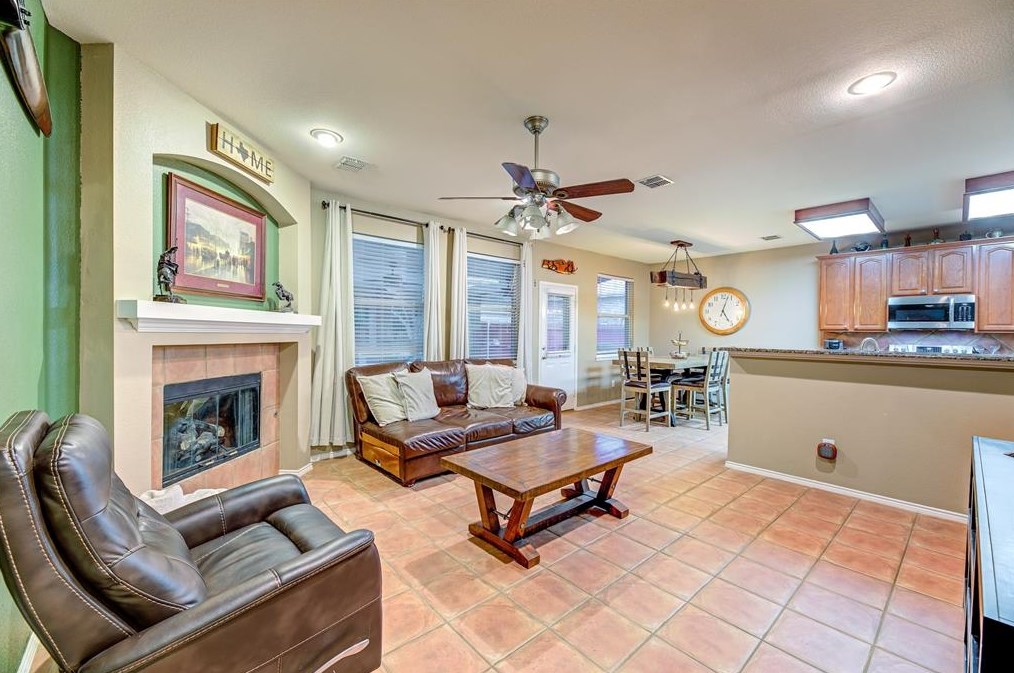 2304 Sheldon Dr, Mckinney TX 75070-2442 exterior