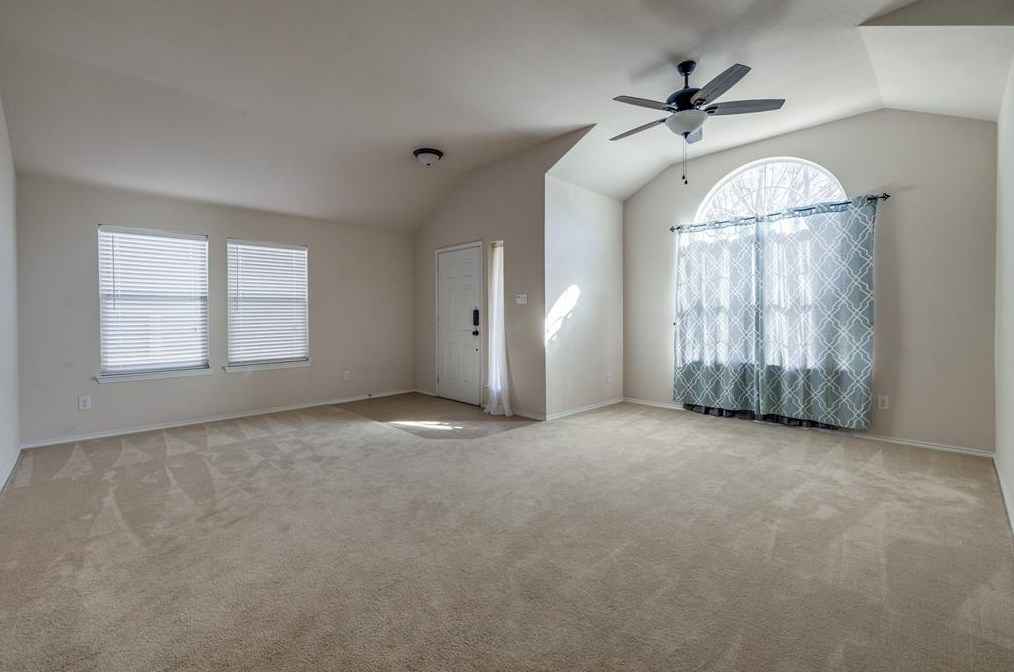 6256 Trinity Creek Dr, Fort Worth, TX 76179