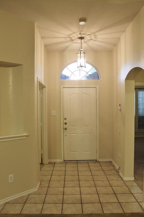5752 Barrier Reef Dr, Fort Worth, TX 76179
