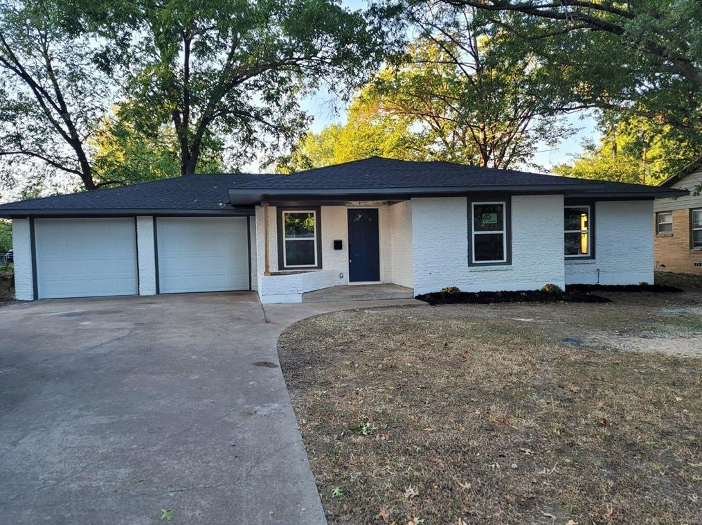 2902 College Cir, Corsicana, TX 75110