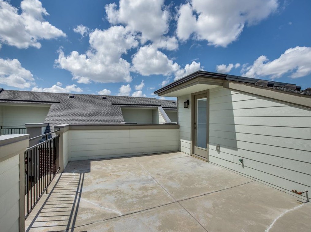 4316 Hartford St, Dallas TX  75219-2626 exterior