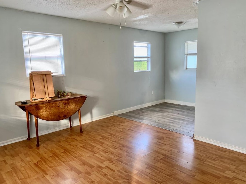 4118 Odessa St, Dallas, TX 75212-1021