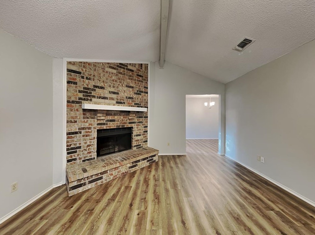 6225 Green Apple Ct, Fort Worth, TX 76148