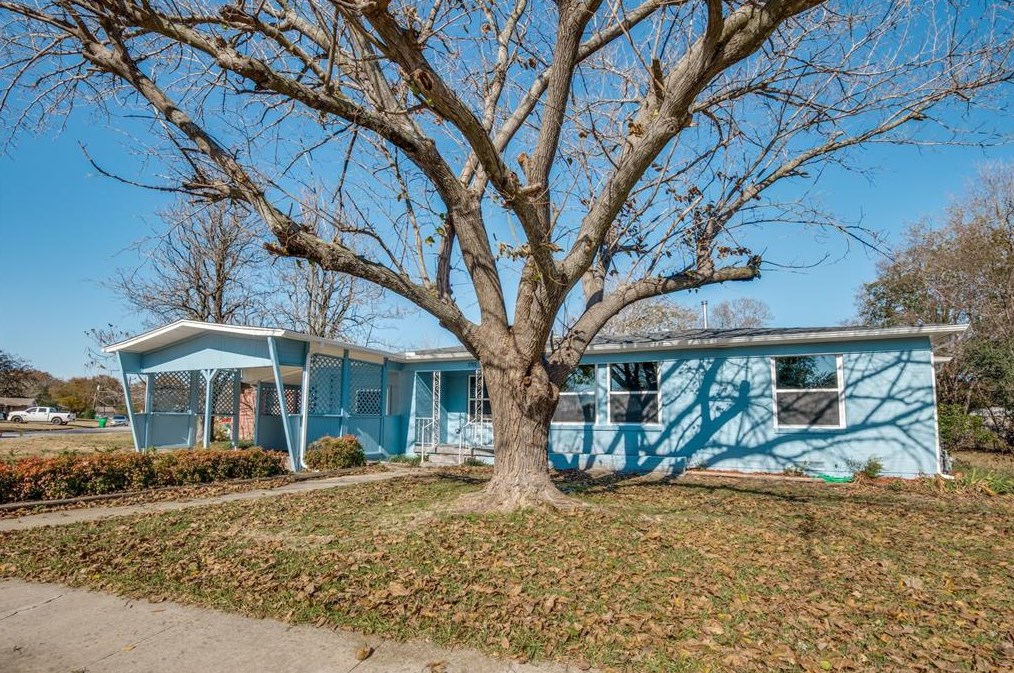 1701 Merrywood Way, Whitesboro, TX 76240