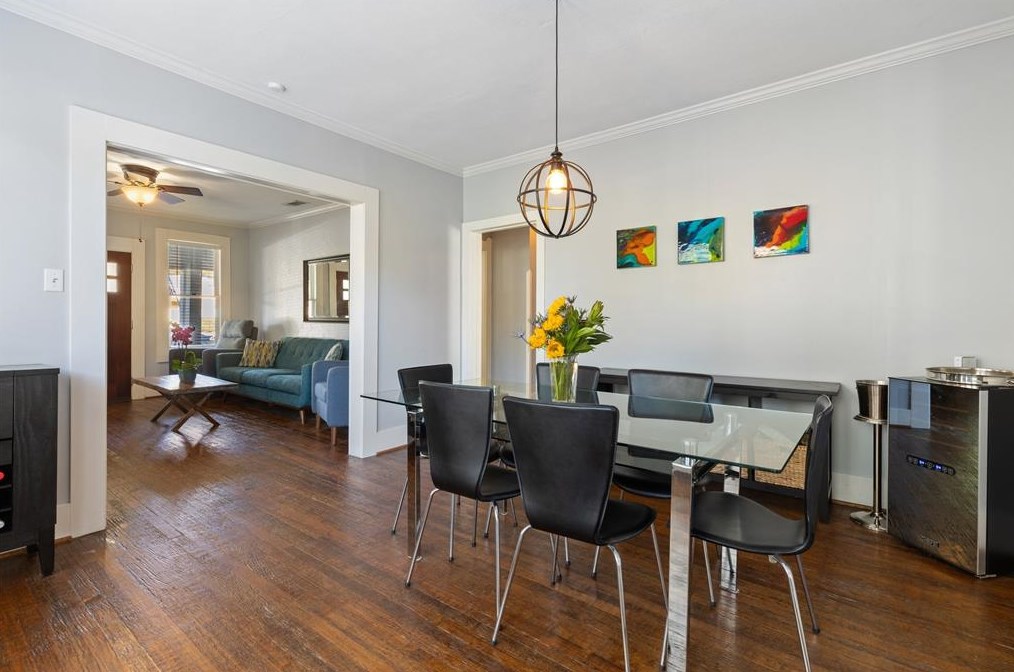 5906 Victor St, Dallas TX 75214-4550 exterior