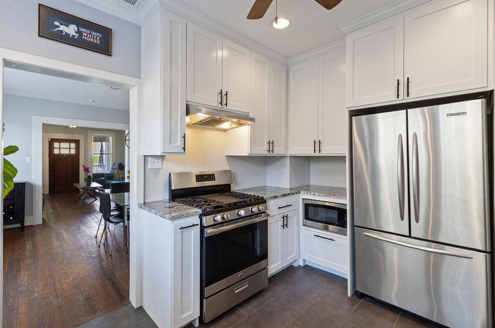 5906 Victor St, Dallas TX 75214-4550 exterior