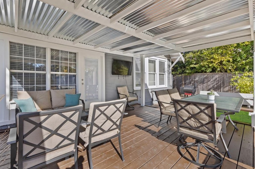 5906 Victor St, Dallas TX 75214-4550 exterior