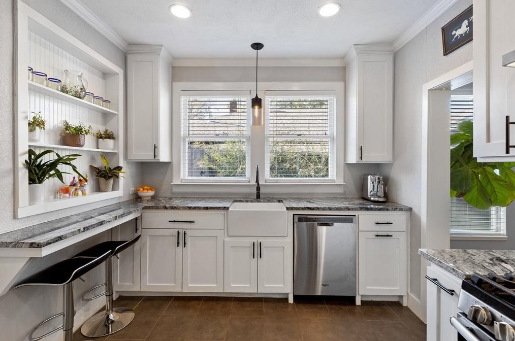 5906 Victor St, Dallas TX 75214-4550 exterior