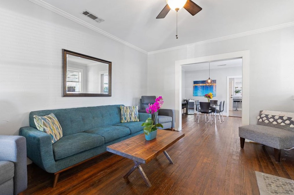 5906 Victor St, Dallas TX 75214-4550 exterior