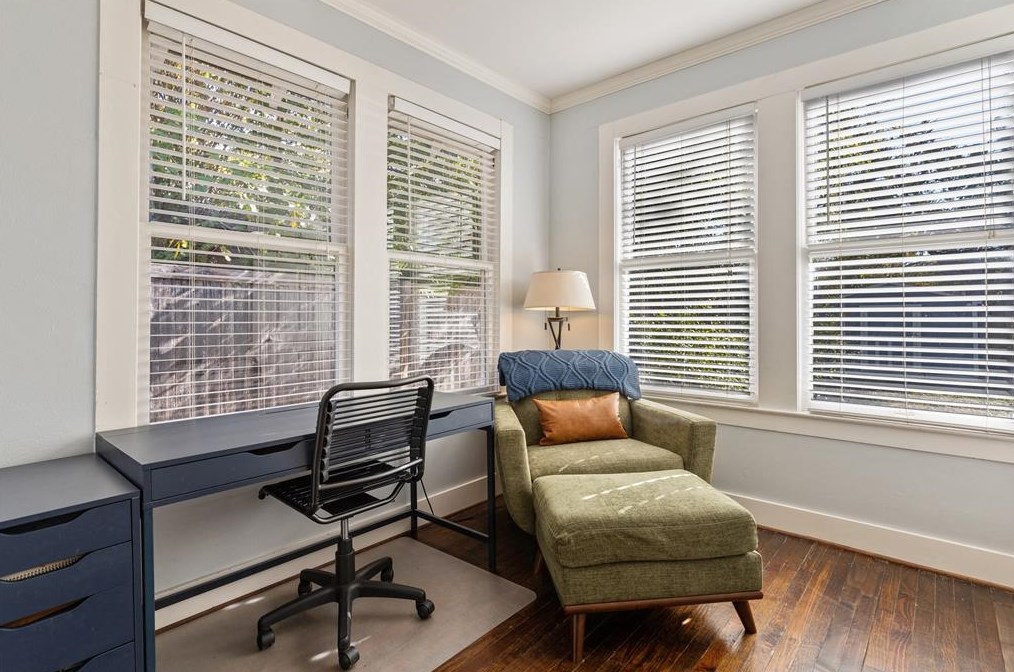 5906 Victor St, Dallas TX 75214-4550 exterior