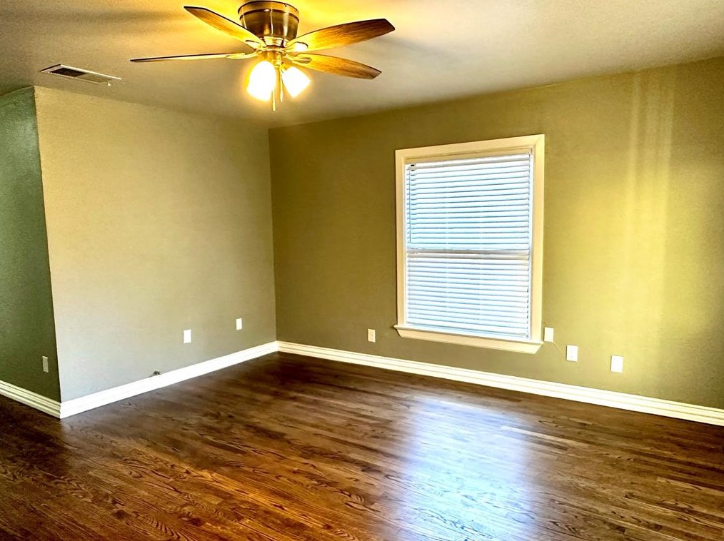 4608 Sycamore St, Dallas TX  75204-8013 exterior