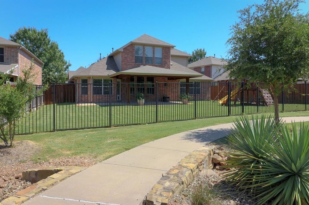 12393 Angelo Dr, Frisco, TX 75035