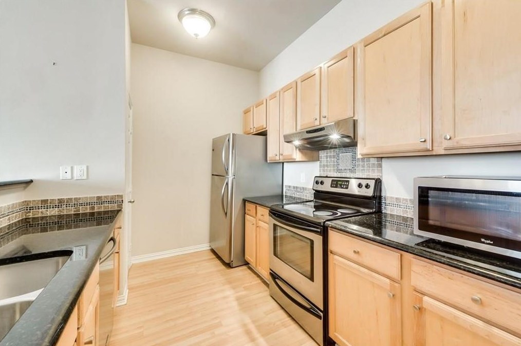 2305 Worthington St Apt 120, Dallas, TX 75204