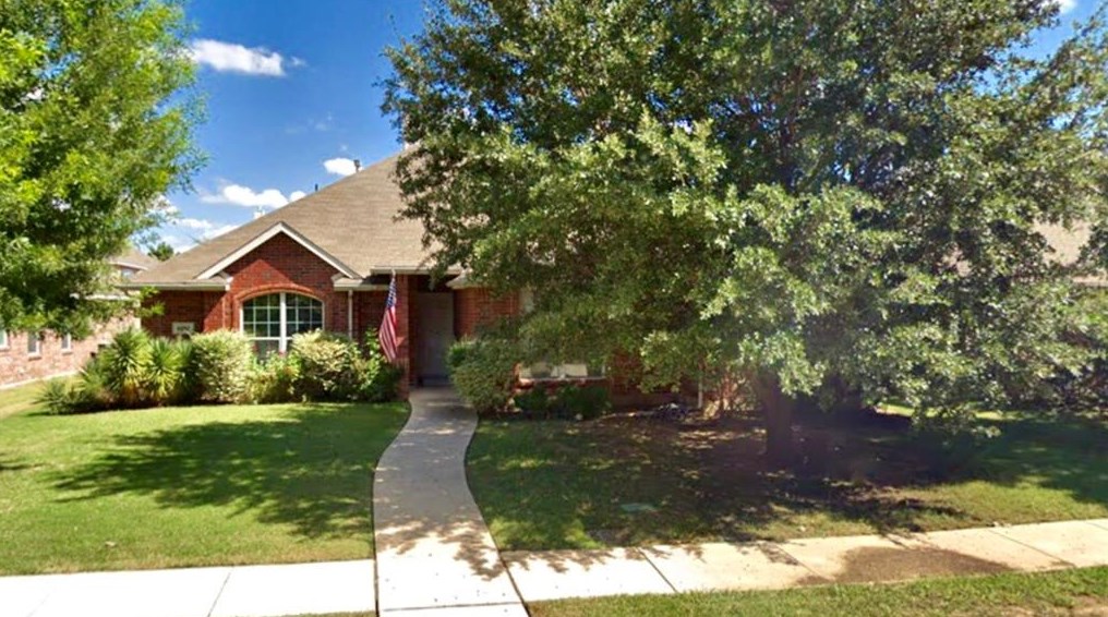 1237 Logan Dr, Lewisville, TX 75077