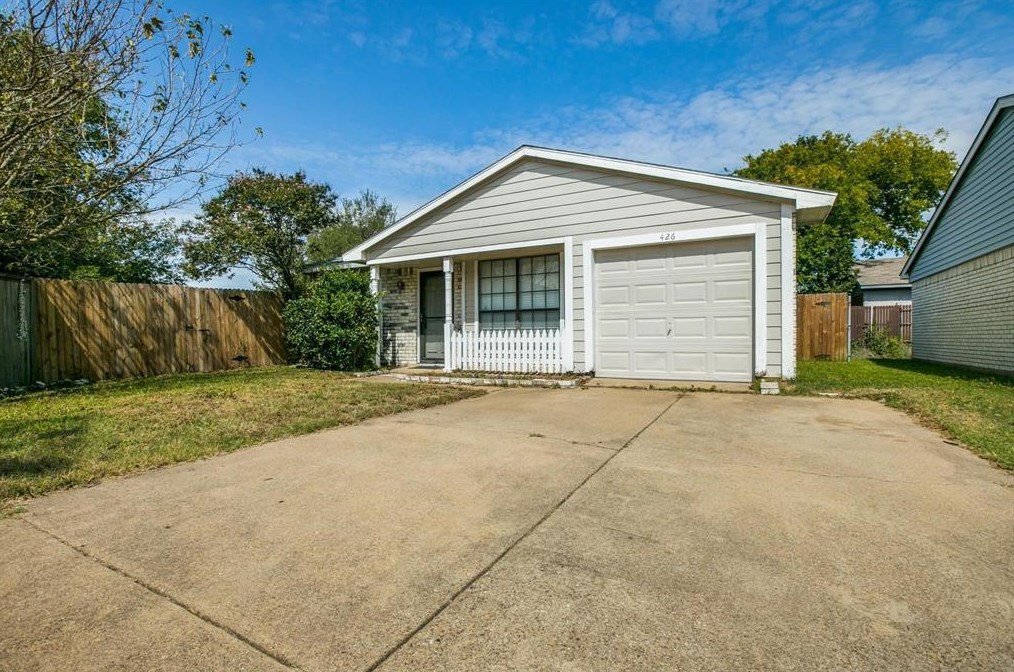 426 Justice St, Cedar Hill, TX 75104