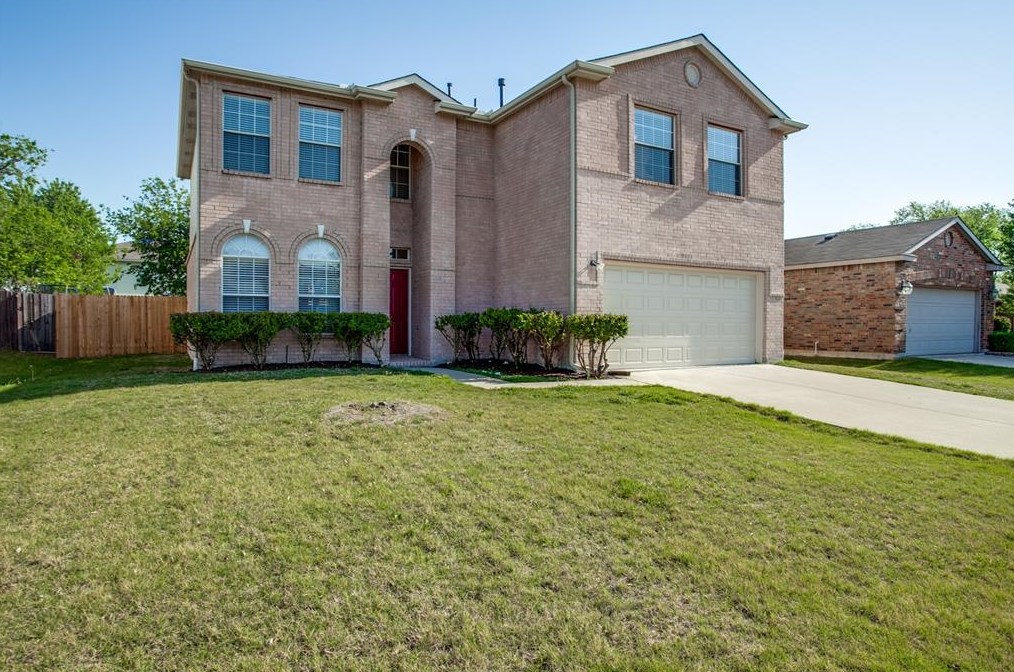 2333 Hickory Ct, Oak Point, TX 75068
