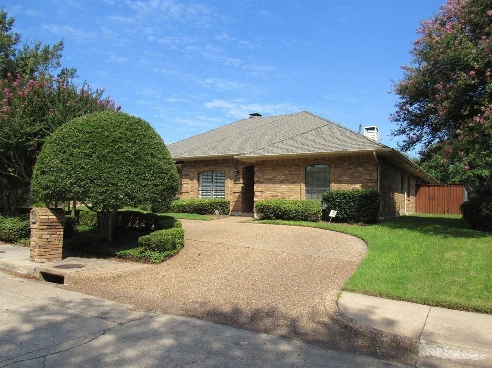 6711 Lovington Dr, Dallas TX  75252-2546 exterior