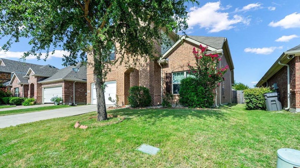 4917 Hidden Pond Dr, Frisco, TX 75034