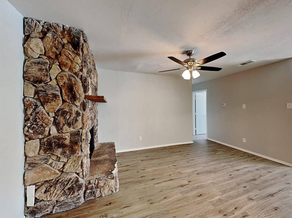 4051 Ivy Ridge St, Dallas TX  75241-6110 exterior