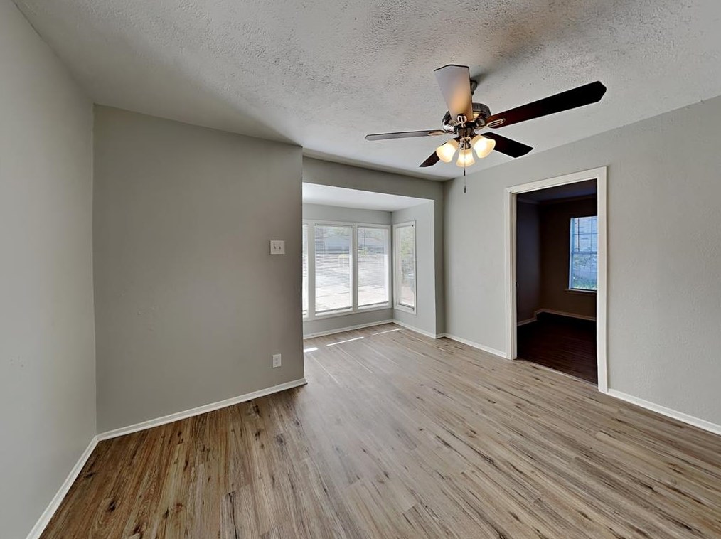 4051 Ivy Ridge St, Dallas, TX 75241