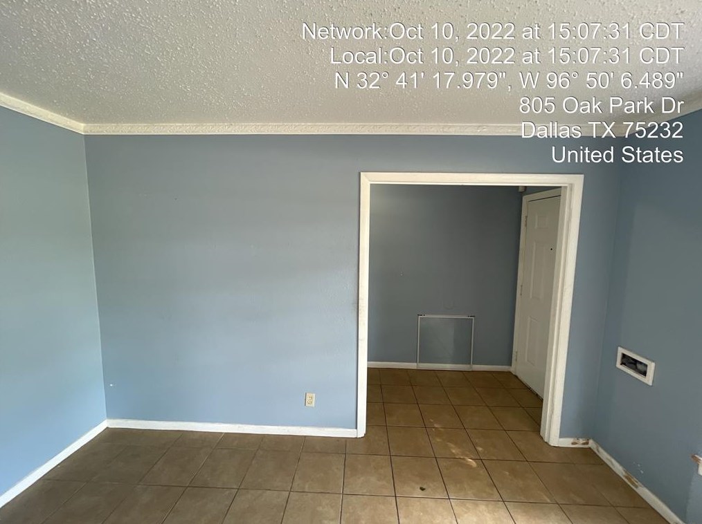 805 Oak Park Dr, Dallas, TX 75232