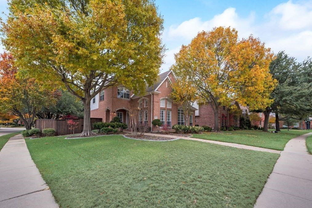 912 Cross Plains Dr, Allen, TX 75013