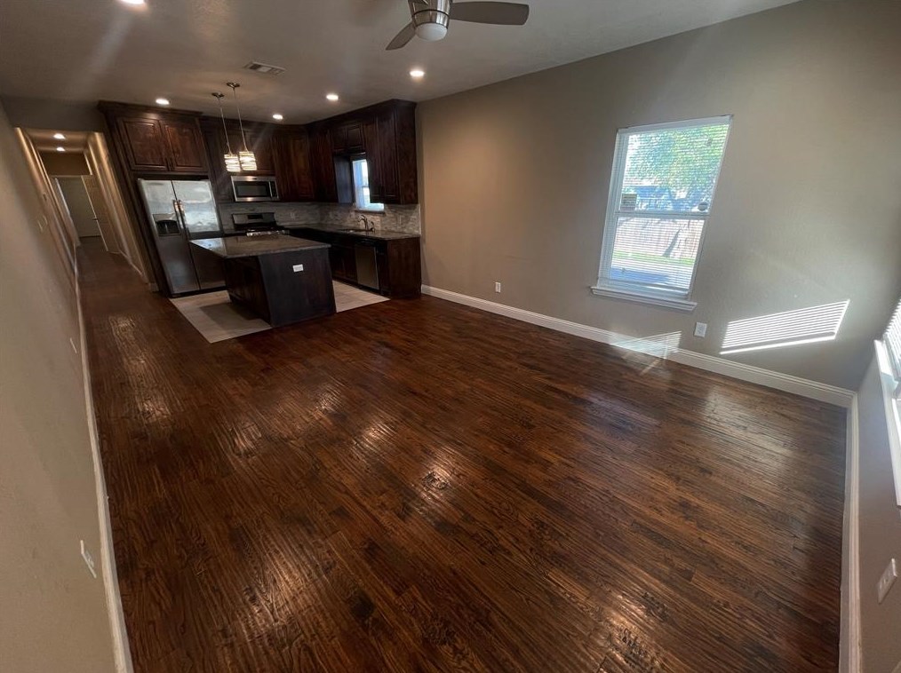 1200 Lowe St, Fort Worth, TX 76110