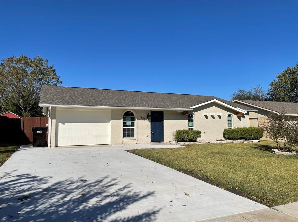 1805 Armstrong Dr, Plano, TX 75074