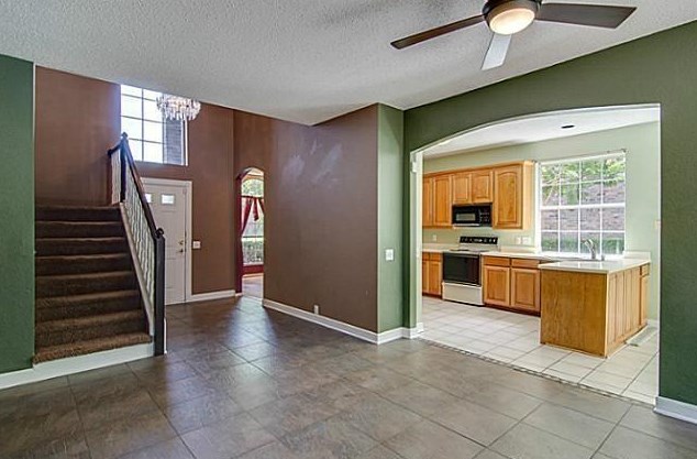 3413 Canyon View Ct, Mckinney TX  75071-3245 exterior