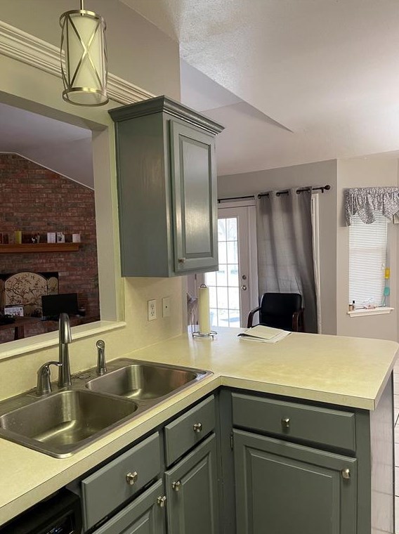 706 Craig St, Vaughan, TX 76645
