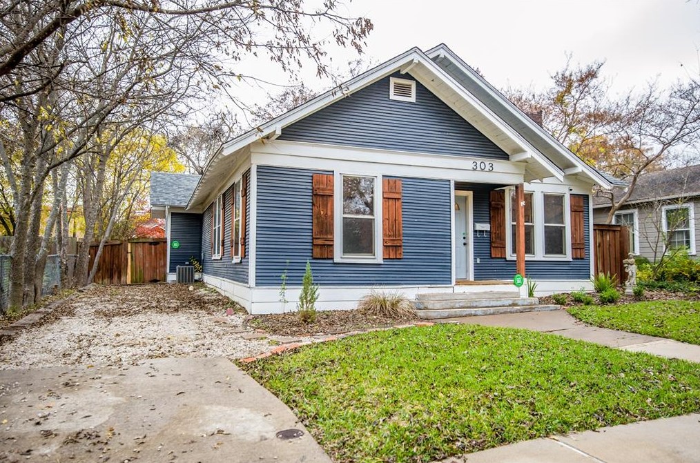 303 Cynisca St, Waxahachie, TX 75165