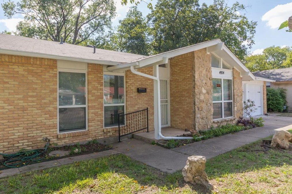 4924 Melinda Dr, Fort Worth, TX 76119