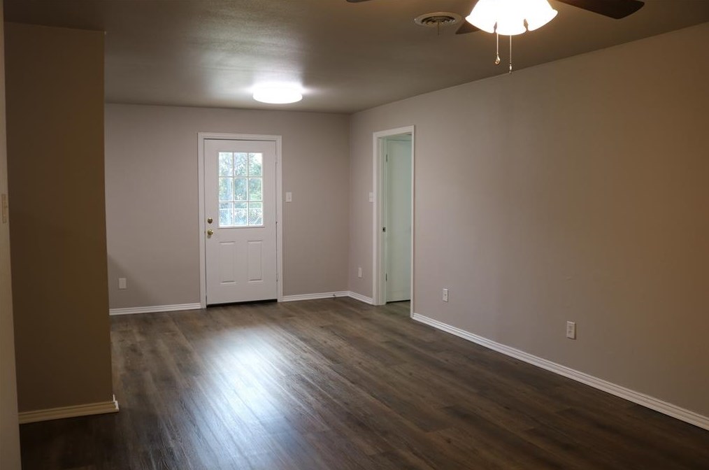 304 Cumberland Rd, Waxahachie, TX 75165