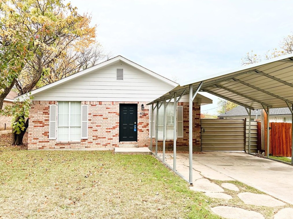 8110 Gibbs Dr, Fort Worth, TX 76108